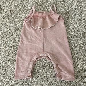 Grayson Mini baby girl pink one piece ruffle romper jumper size newborn